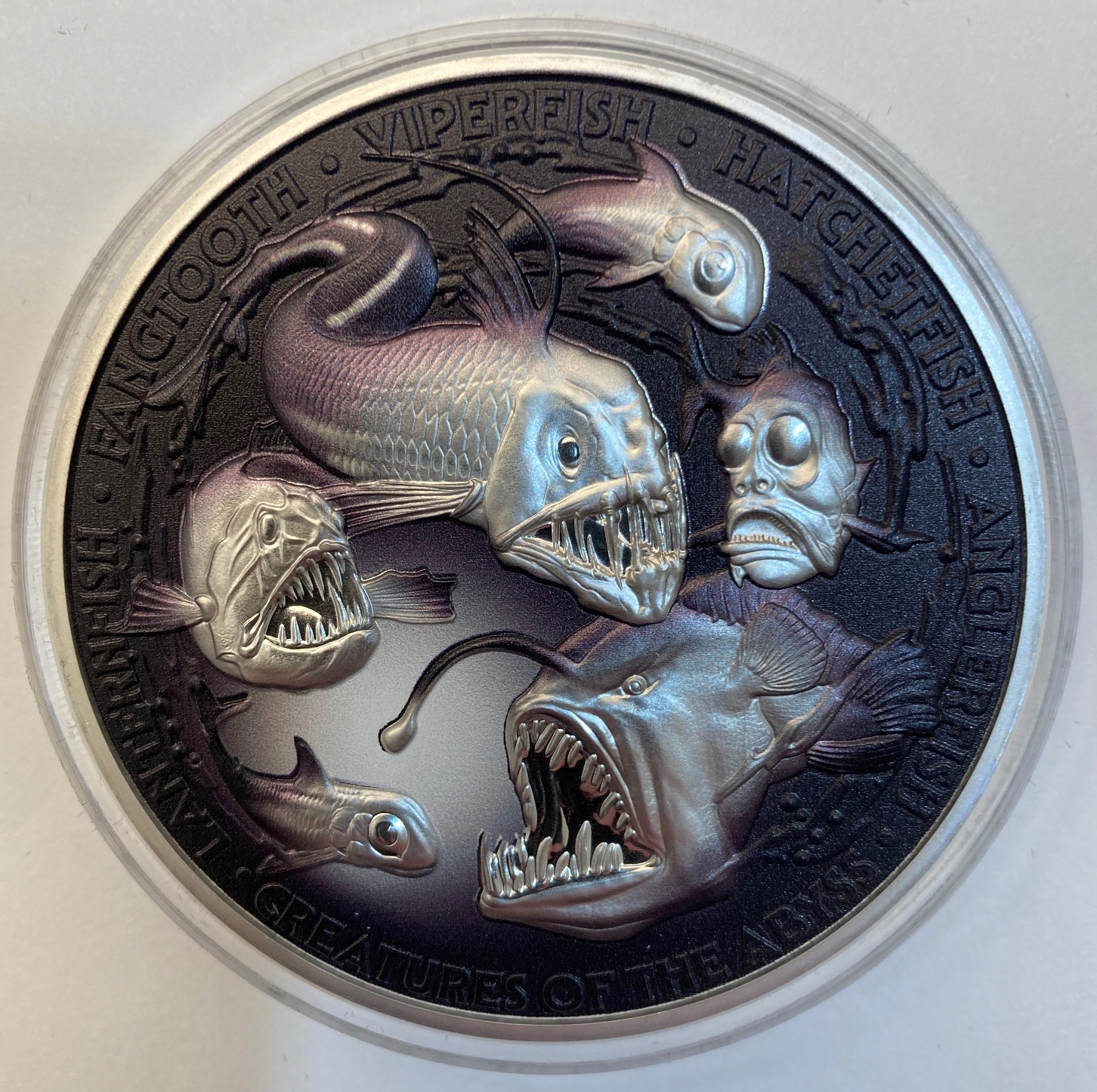 Niue_2024_Creatures_of_the_Abyss_$10_5_Troy_Oz_Pure_Silver_Proof_Deep_Black_Gradient_Digital_Color_MINTAGE_350